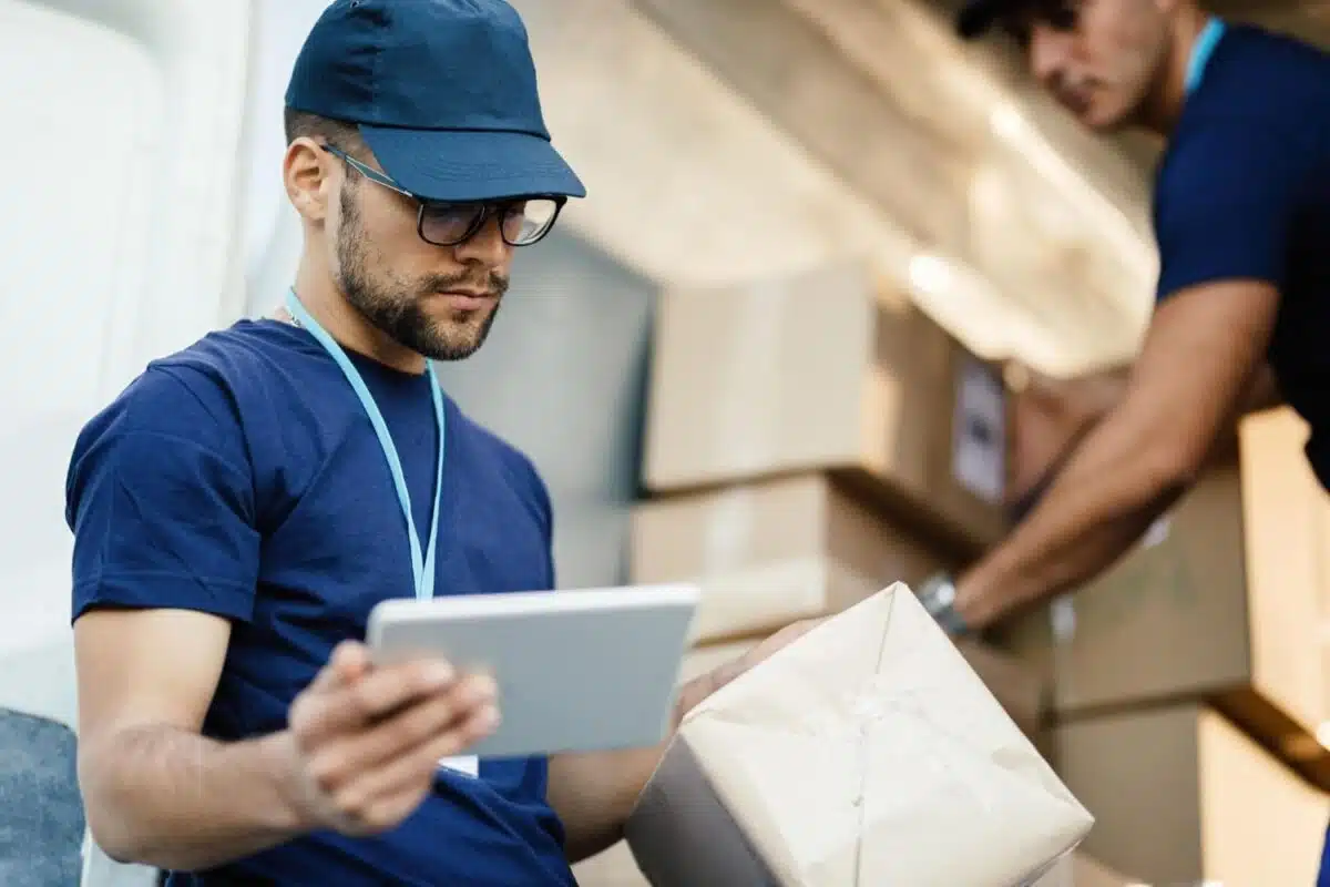 La formation en logistique en alternance : une voie vers l'emploi